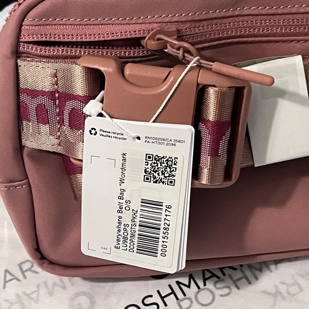 LULULEMON NWT AUTHENTIC EVERYWHERE WORDMARK 1L BELT BAG